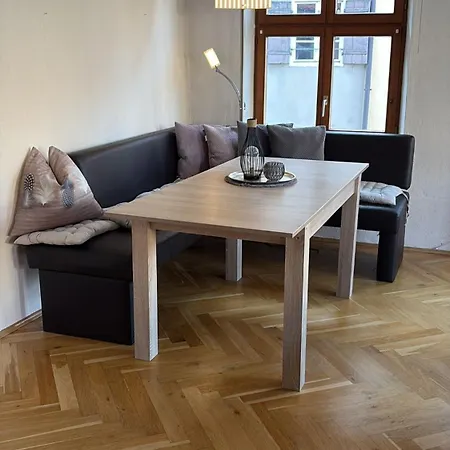 Stilvolles Altstadt-apartment In Bestlage شقة